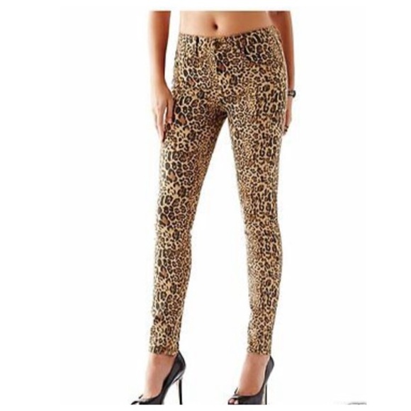 2/$25 Roma Collection Jeans Leggings Leopard Animal Print Leggings Jeans Size M - Picture 12 of 13